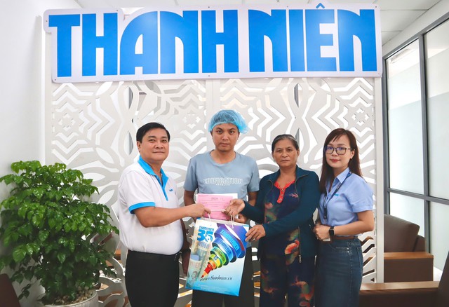 Bạn đọc hỗ trợ người mẹ nghèo có 3 con …