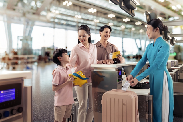 Mở bán trước 6 tháng, giá vé máy bay tết vẫn cao hơn năm trước- Ảnh 1. Mở bán trước 6 tháng, giá vé máy bay tết vẫn cao hơn năm trước- Ảnh 1.