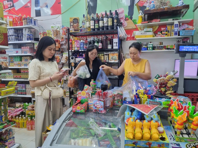 Chính phủ đề xuất giảm 2 bậc thuế thu nhập cá nhân, bậc cao nhất vẫn 35% - Ảnh 2.