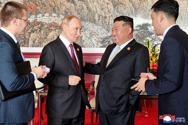 Ông Kim Jong-un tuyên bố Triều Tiên ủng hộ quân đội Nga như 'bổn phận anh em' - Ảnh 1.