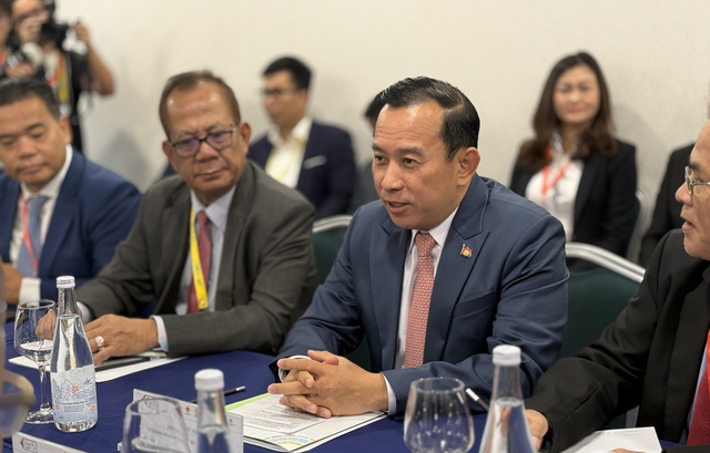 TP.HCM và Campuchia hợp tác quảng bá du lịch- Ảnh 4. TP.HCM và Campuchia hợp tác quảng bá du lịch- Ảnh 4.