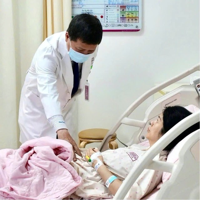 Giữ tử cung th&agrave;nh c&ocirc;ng sau ca mổ lạc nội mạc tử cung  tại Phương Nam - Ảnh 2.