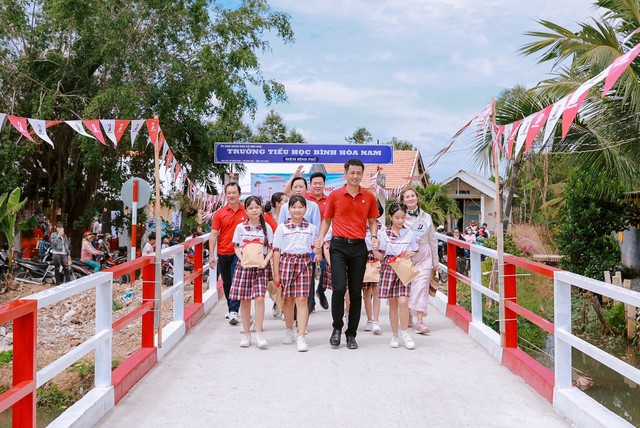 Bridgestone Việt Nam kh&aacute;nh th&agrave;nh cầu thứ 12 tại T&acirc;y Ninh, kỷ niệm 15 năm đồng h&agrave;nh - Ảnh 3.