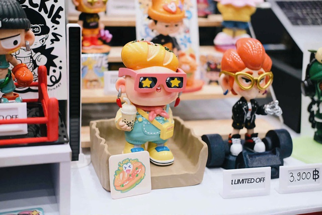 Chàng trai sáng tạo đồ chơi nghệ thuật chinh phục hội chợ quốc tế - Ảnh 2.