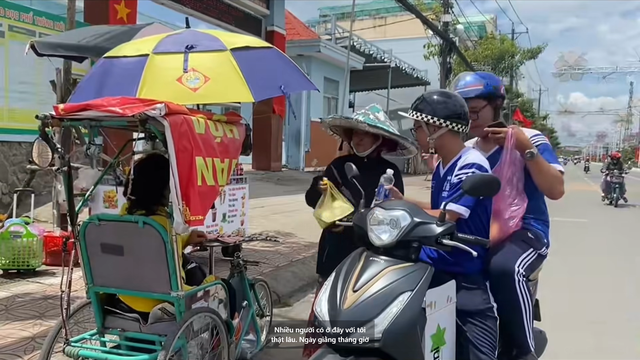 Từ 100.000 đồng quà 2.9 đến những suất mì nghĩa tình của học sinh Cần Thơ - Ảnh 3.