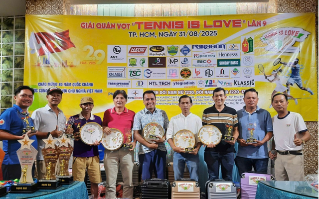 Tennis Is Love 2025: S&acirc;n chơi phong tr&agrave;o, lan tỏa y&ecirc;u thương- Ảnh 5.