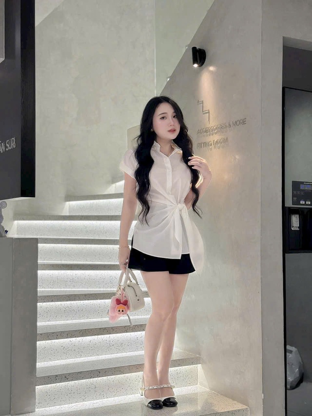 Áo sơ mi chiết eo là 'chìa khóa' cho vẻ ngoài thon gọn- Ảnh 5.