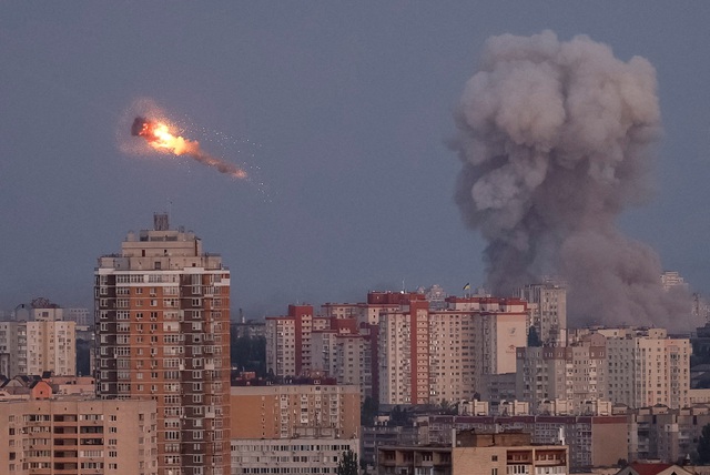 Chiến sự Ukraine ngày 1.292: Nga không kích lớn chưa từng thấy, Ukraine tấn công tại Bryansk- Ảnh 1. Chiến sự Ukraine ngày 1.292: Nga không kích lớn chưa từng thấy, Ukraine tấn công tại Bryansk- Ảnh 1.