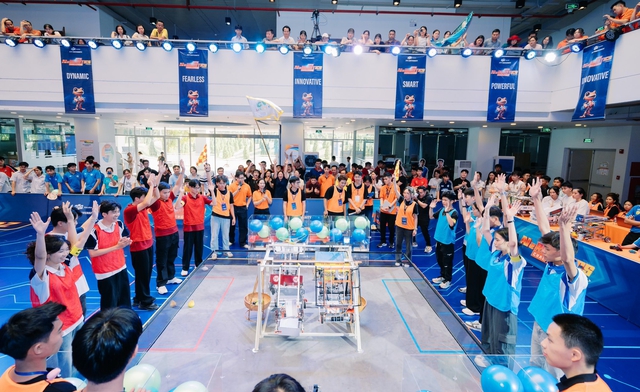 Trường Đại học FPT giành chiến thắng tại giải ‘Oscar’ của ngành giáo dục toàn cầu- Ảnh 4. Trường Đại học FPT giành chiến thắng tại giải ‘Oscar’ của ngành giáo dục toàn cầu- Ảnh 4.