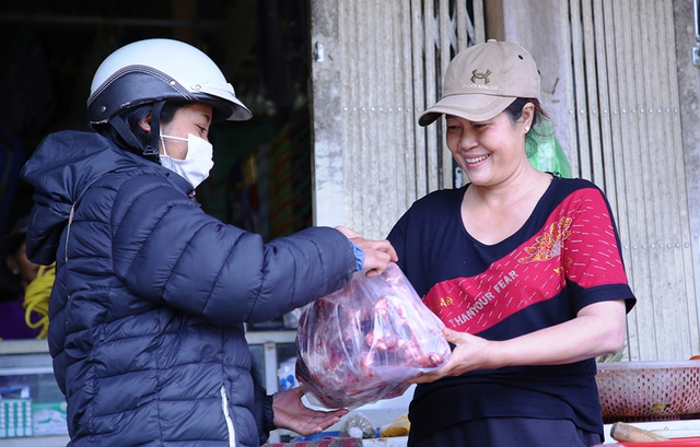 Người Kinh và câu chuyện gắn kết giữa đại ngàn Trường Sơn hùng vĩ - Ảnh 2. Người Kinh và câu chuyện gắn kết giữa đại ngàn Trường Sơn hùng vĩ - Ảnh 2.
