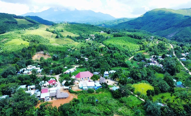 Người Kinh và câu chuyện gắn kết giữa đại ngàn Trường Sơn hùng vĩ - Ảnh 4. Người Kinh và câu chuyện gắn kết giữa đại ngàn Trường Sơn hùng vĩ - Ảnh 4.