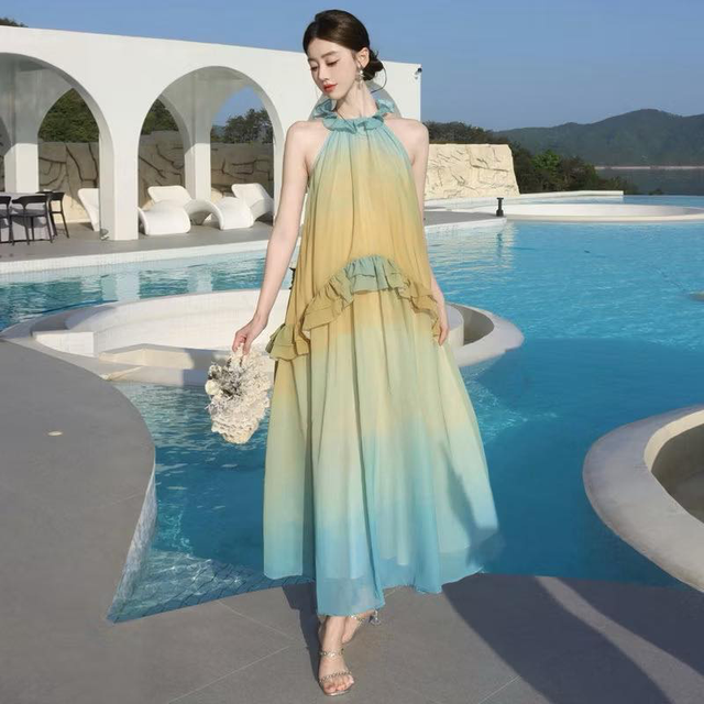 Nét dịu dàng, lãng mạn lên ngôi với váy maxi - Ảnh 4.