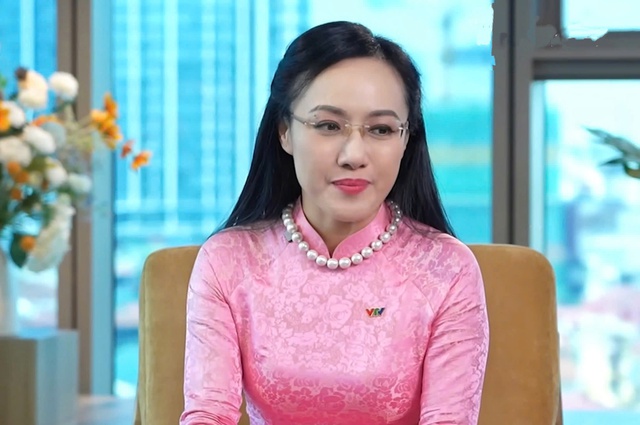 BTV Hoài Anh nghẹn ngào nhắc về 'Thời sự 19h' sau khi dừng dẫn dắt - Ảnh 1.