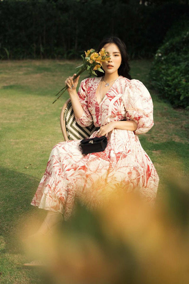 Nét dịu dàng, lãng mạn lên ngôi với váy maxi - Ảnh 7.
