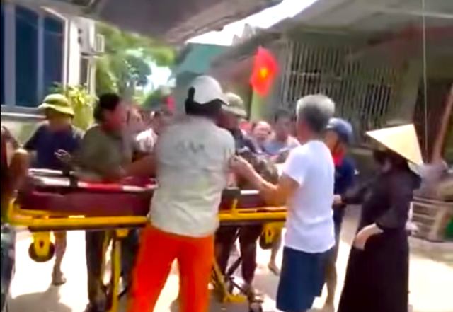 Người đàn ông tử vong vì ong đốt khi đi cắt cỏ ở Nghệ An - Ảnh 1. Người đàn ông tử vong vì ong đốt khi đi cắt cỏ ở Nghệ An - Ảnh 1.