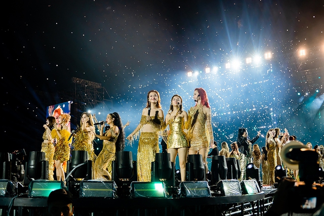 Vì sao concert chị đẹp, em xinh ít thu hút?- Ảnh 1. Vì sao concert chị đẹp, em xinh ít thu hút?- Ảnh 1.