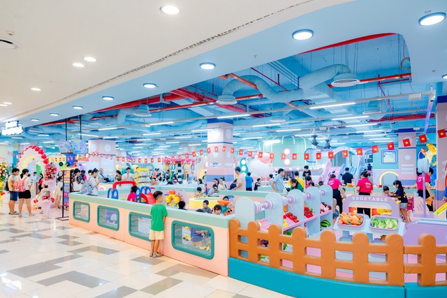 SC VivoCity kỷ niệm 10 năm là điểm hẹn niềm vui cho cả gia đình- Ảnh 3. SC VivoCity kỷ niệm 10 năm là điểm hẹn niềm vui cho cả gia đình- Ảnh 3.