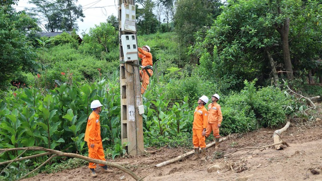 3,2 triệu khách hàng tiêu thụ điện tháng 8 cao hơn 30% so với tháng 7 - Ảnh 1.