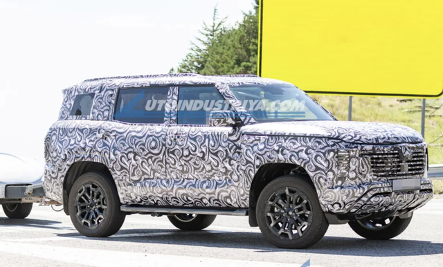 Mitsubishi sắp 'hồi sinh' mẫu SUV 'nồi đồng cối đá' Pajero- Ảnh 2.
