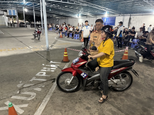Từ 1.9, học bằng lái xe máy hạng A, A1 bao lâu mới được thi sát hạch? - Ảnh 4.