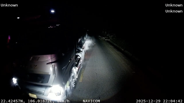 Những TikToker 'ng&aacute;o quyền lực' - Ảnh 2.