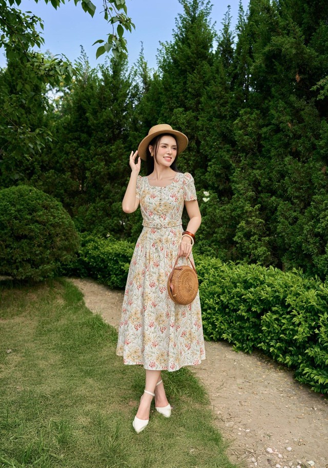 Váy liền thân và mũ cói vành rộng, khí chất nàng thơ Váy liền thân và mũ cói vành rộng, khí chất nàng thơ- Ảnh 6.