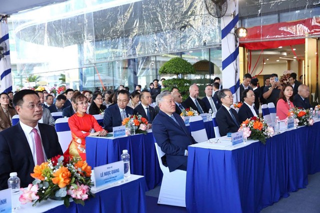 Tiến sĩ Nguyễn Thị Phương Thảo k&ecirc;u gọi nh&agrave; đầu tư to&agrave;n cầu c&ugrave;ng kiến tạo tương lai thịnh vượng tại Đ&agrave; Nẵng- Ảnh 6.