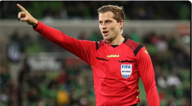 Lộ danh tính ông ‘vua’ bắt trận U.23 Việt Nam quyết đấu Ả Rập Xê Út, nữ trọng tài VAR người Úc- Ảnh 1. Lộ danh tính ông ‘vua’ bắt trận U.23 Việt Nam quyết đấu Ả Rập Xê Út, nữ trọng tài VAR người Úc- Ảnh 1.