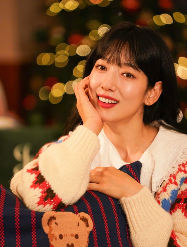 

Nữ diễn viên 9X chia sẻ cô cảm thấy trưởng thành và vững vàng hơn kể từ khi lập gia đình  