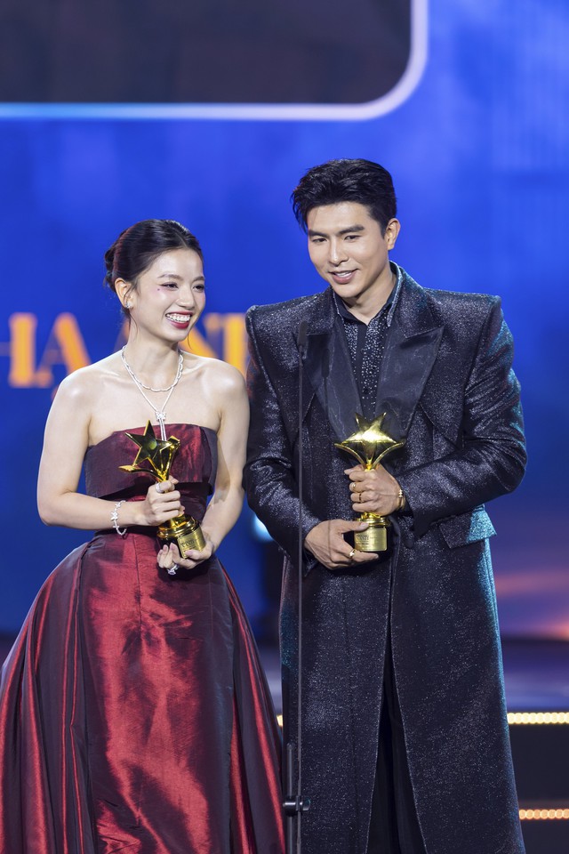 'Mưa đỏ' đại thắng tại Ng&ocirc;i sao xanh  - Ảnh 3.