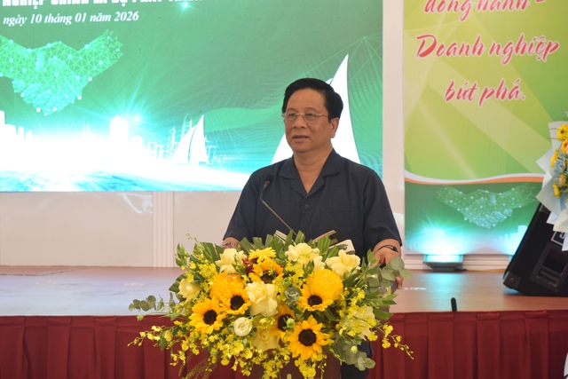 Chủ tịch tỉnh An Giang: Doanh nghiệp bị 'h&agrave;nh' th&igrave; phản &aacute;nh trực tiếp cho Chủ tịch- Ảnh 1.