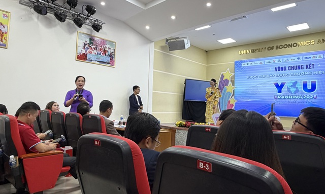 Nam sinh tranh t&agrave;i x&acirc;y dựng thương hiệu c&aacute; nh&acirc;n ngay tr&ecirc;n chuyến t&agrave;u xuy&ecirc;n Việt- Ảnh 5.