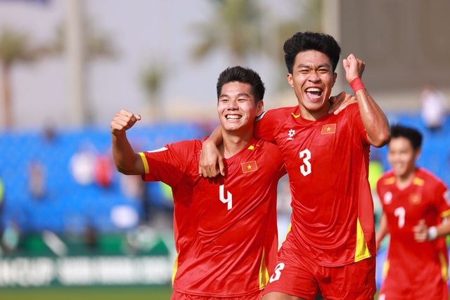 Đ&igrave;nh Bắc, Văn Khang kh&ocirc;ng qu&ecirc;n nỗi đau U.20 ch&acirc;u &Aacute;: Đừng đưa U.23 Việt Nam v&agrave;o thế kh&oacute;- Ảnh 6.