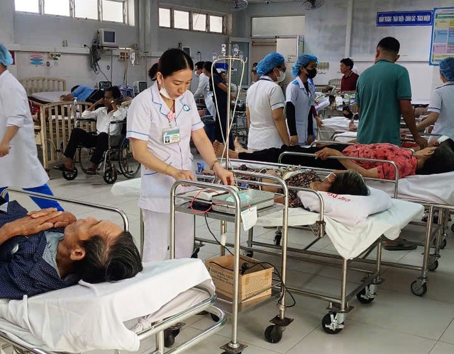 Bệnh nh&acirc;n mắc bệnh tim mạch cần l&agrave;m g&igrave; trong thời tiết lạnh?- Ảnh 1.