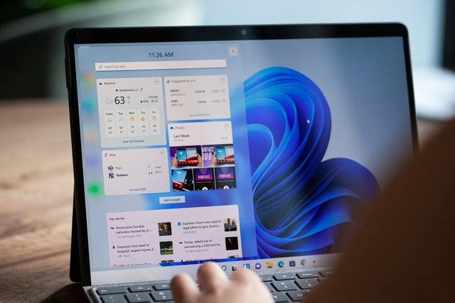 Microsoft cảnh báo người dùng Windows Insider - Ảnh 1.