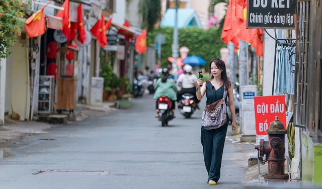 Đến thời sao quốc tế, hoa hậu nước ngo&agrave;i quảng b&aacute; văn h&oacute;a Việt- Ảnh 1.