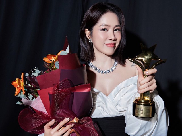 Việt Hương đ&oacute;n tin vui ở tuổi 50- Ảnh 4.