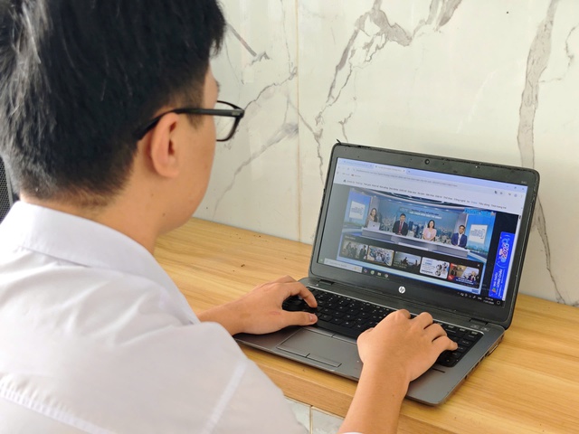 Khởi động tư vấn trực tuyến hướng nghiệp và tuyển sinh năm 2026 - Ảnh 1.