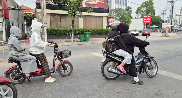 Kh&ocirc;ng được chủ quan khi thời tiết TP.HCM se lạnh- Ảnh 1.