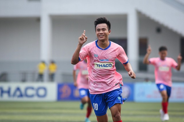 Trường ĐH C&ocirc;ng nghệ Đồng Nai - Trường ĐH Giao th&ocirc;ng vận tải TP.HCM: T&oacute;e lửa! - Ảnh 2.