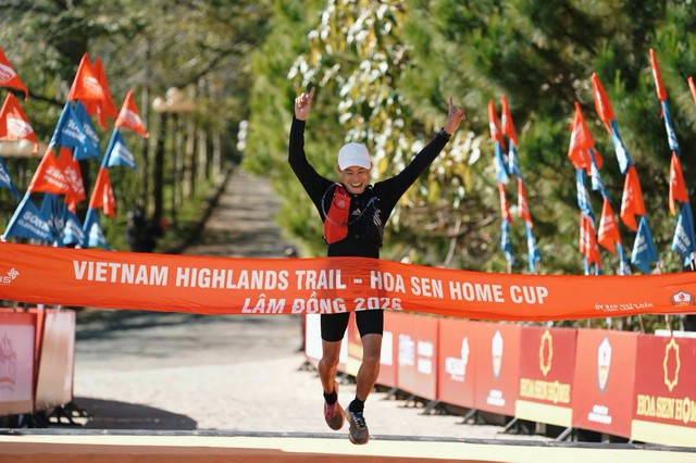 Kết th&uacute;c th&agrave;nh c&ocirc;ng giải chạy Vietnam Highlands Trail &ndash; Hoa Sen Home Cup L&acirc;m Đồng 2026- Ảnh 3.