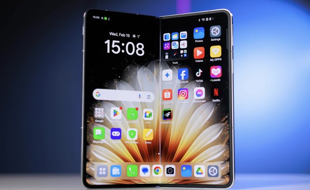 Apple m&oacute;c hầu bao mua điện thoại Trung Quốc để ho&agrave;n thiện iPhone Fold - Ảnh 1.