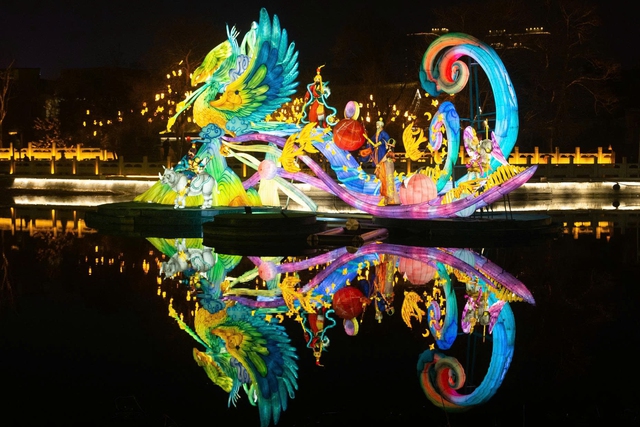 Thắp s&aacute;ng văn h&oacute;a Việt bằng ng&ocirc;n ngữ &aacute;nh s&aacute;ng v&agrave; c&ocirc;ng nghệ- Ảnh 1.