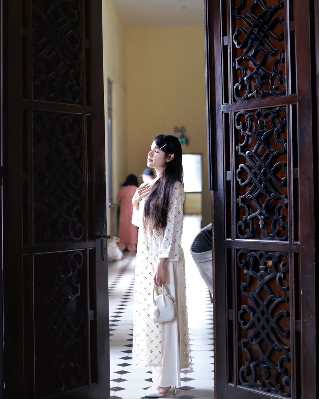 Rủ nhau chụp ảnh tết từ s&aacute;ng sớm để tr&aacute;nh cảnh đ&ocirc;ng nghẹt người- Ảnh 3.