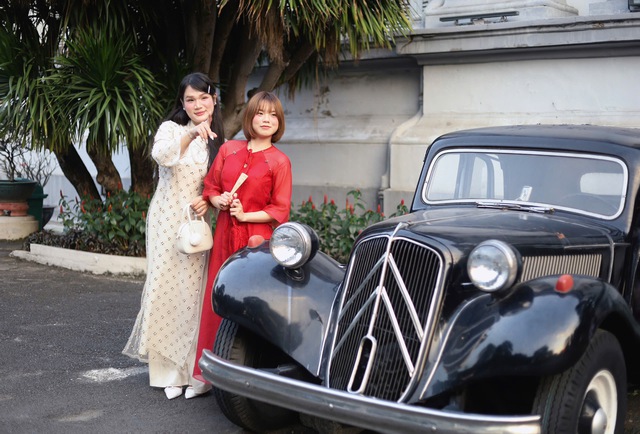 Rủ nhau chụp ảnh tết từ s&aacute;ng sớm để tr&aacute;nh cảnh đ&ocirc;ng nghẹt người- Ảnh 2.