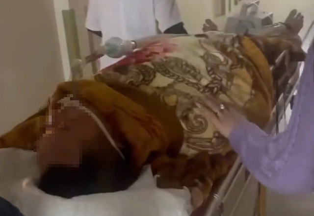 Ăn tiết canh dê, người đàn ông nguy kịch nghi nhiễm liên cầu lợn - Ảnh 1.