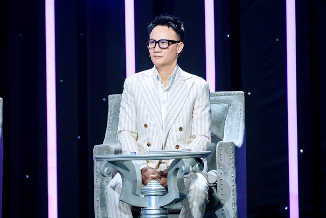 Ca sĩ Ho&agrave;ng B&aacute;ch tiết lộ cuộc sống ở tuổi 46 - Ảnh 1.