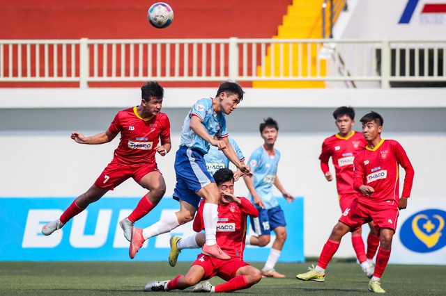 So t&agrave;i kh&ocirc;ng chiến kịch t&iacute;nh: Trường ĐH Văn Lang lỡ cơ hội bứt ph&aacute;- Ảnh 1.