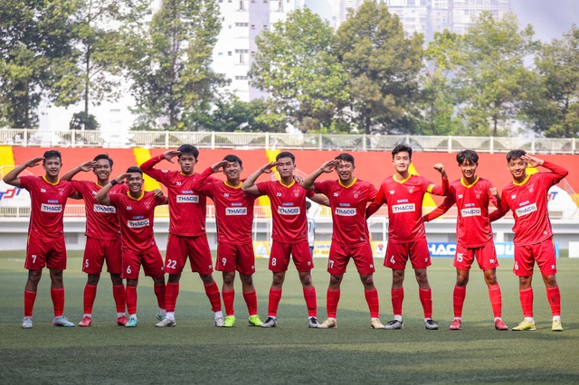 So t&agrave;i kh&ocirc;ng chiến kịch t&iacute;nh: Trường ĐH Văn Lang lỡ cơ hội bứt ph&aacute;- Ảnh 2.