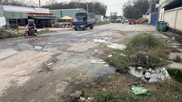 Sửa chữa đường Vĩnh Lợi tại tp . Hcm: Bao giờ mới được thực hiện? - Ảnh 2.